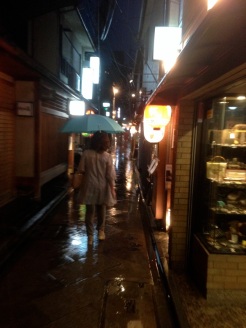 Kyoto at night. Out to dinner in the rain. Down a back alley loaded with restaurants and a few Geisha. Blade Runner much?
